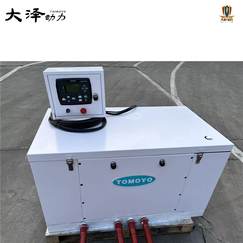 25KW分体式静音柴油发电机